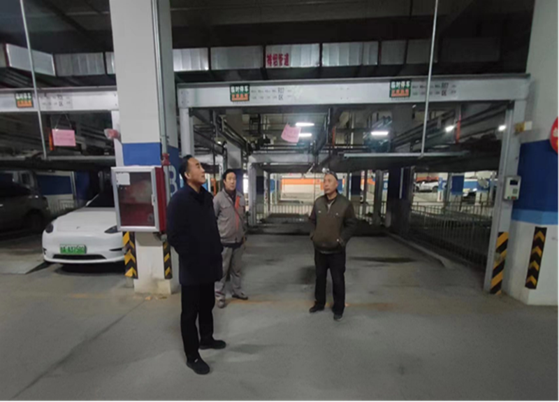 爱游戏(ayx)中国官方网站总经理助理祁红军到柳林安置区督导消防整改工作