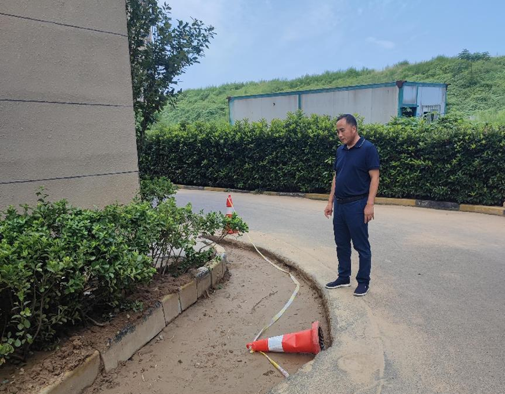 爱游戏(ayx)中国官方网站党委委员、副总经理祁红军到柳林安置区检查督导消防整改和验收工作