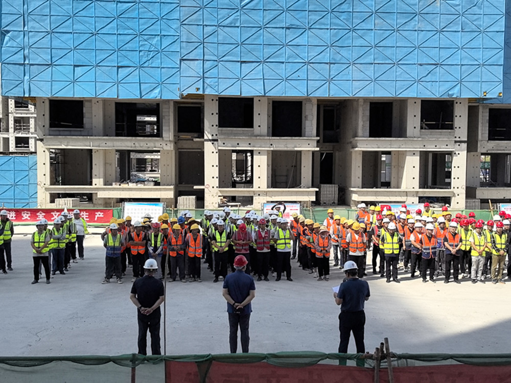 爱游戏(ayx)中国官方网站深入开展“安全宣传咨询日”活动